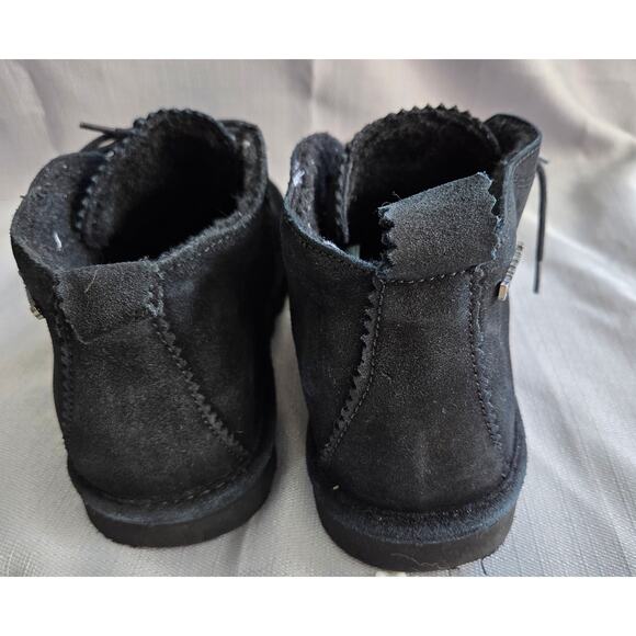 Bearpaw Skye Chukka Woman's Size 11 Black Ankle Lace Up Soft Booties - Picture 5 of 8